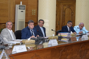 مجلس جامعة بنها يقرر: اللونان الازرق والاسود فقط في كراسات الاجابه