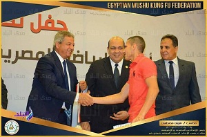 وزير الشباب يكرم طالب جامعة بنها لفوزه بالمركز الأول ببطولة أفريقيا للكونغ فو