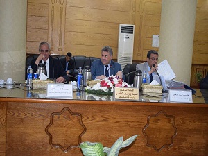 بعد حصولها علي الأيزو 9001 لسنه 2015 القاضي يهنيء الجهاز الإداري بجامعة بنها ومجلس الجامعه يقرر مكافأة لفريق الجودة