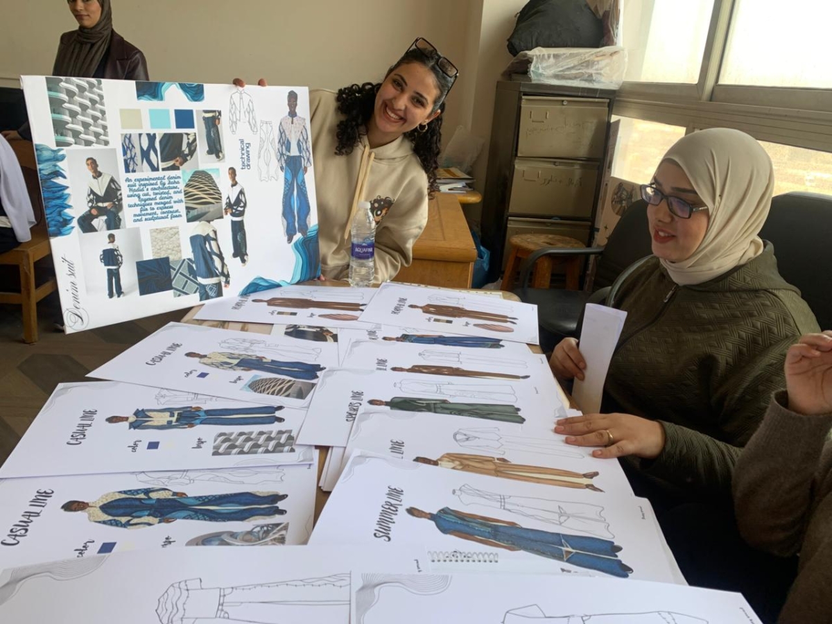 فاعليات تقييم مقرر تصميم ازياء رجالي للفرقة الثالثة ـ الفصل الخريفي ـ للعام الجامعي 2025 - 2026 (قسم تك الملابس والموضة)