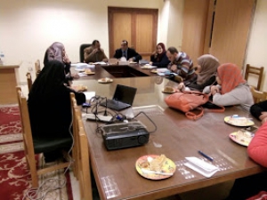 إجتماع وحدة تكنولوجيا المعلومات بنائب المدير التنفيذي للمعلومات بالجامعة و السيد عميد الكلية