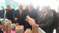 القاضي وعشماوي يفتتحان معرض منتجات جامعة بنها