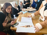 فاعليات تقييم مقرر رسم موديل للفرقة الأولى  ـ الفصل الخريفي ـ للعام الجامعي 2025 - 2026 (قسم تك الملابس والموضة)